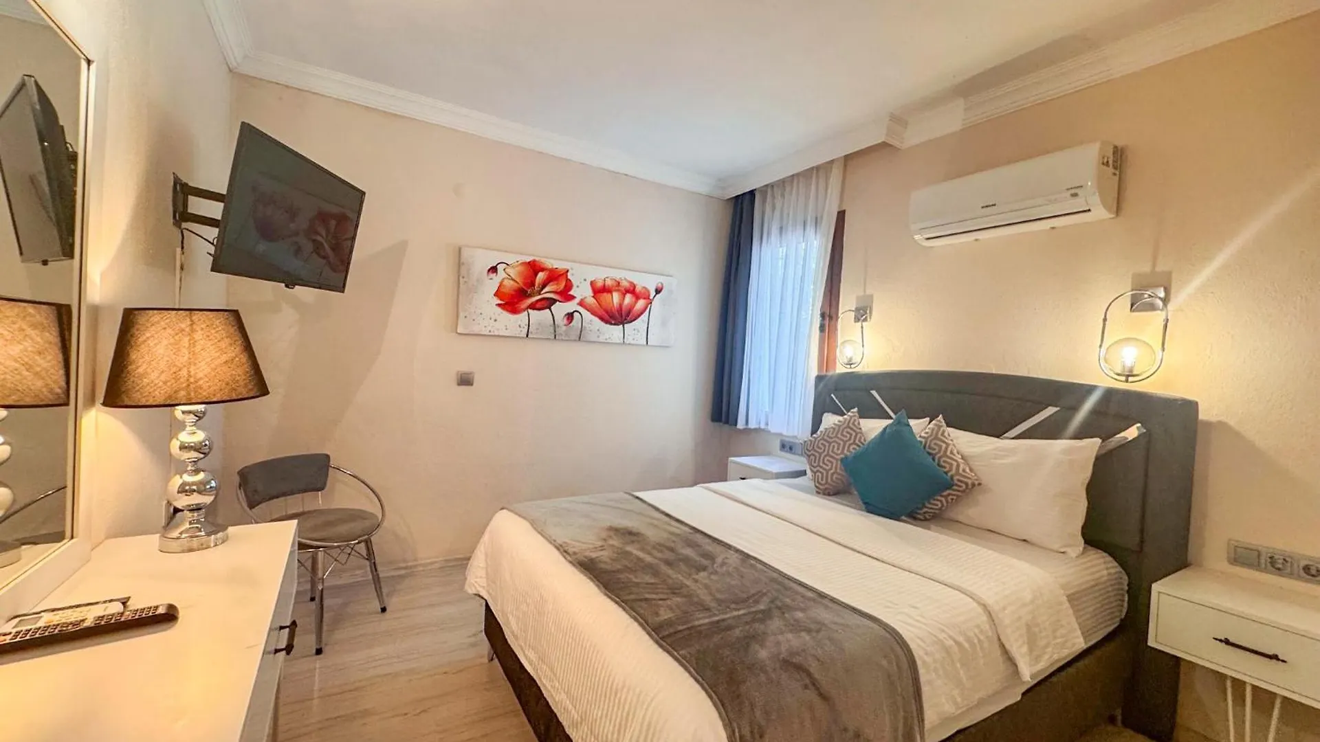 Carrington Suites location